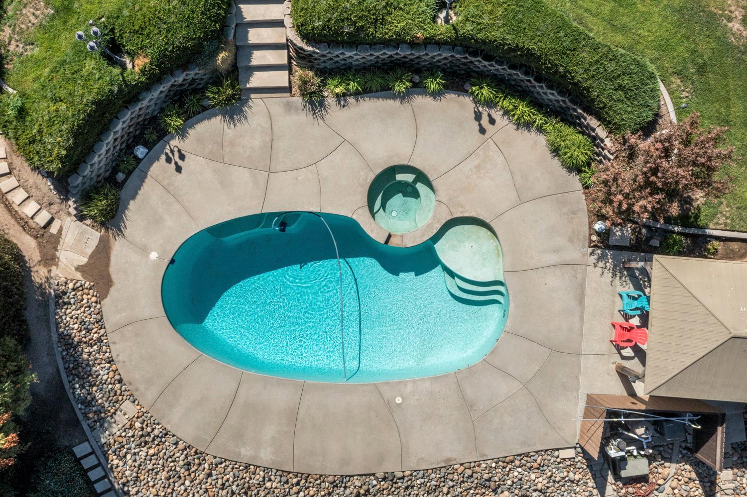 1584 Irvin Ct, Oakdale, CA 95361