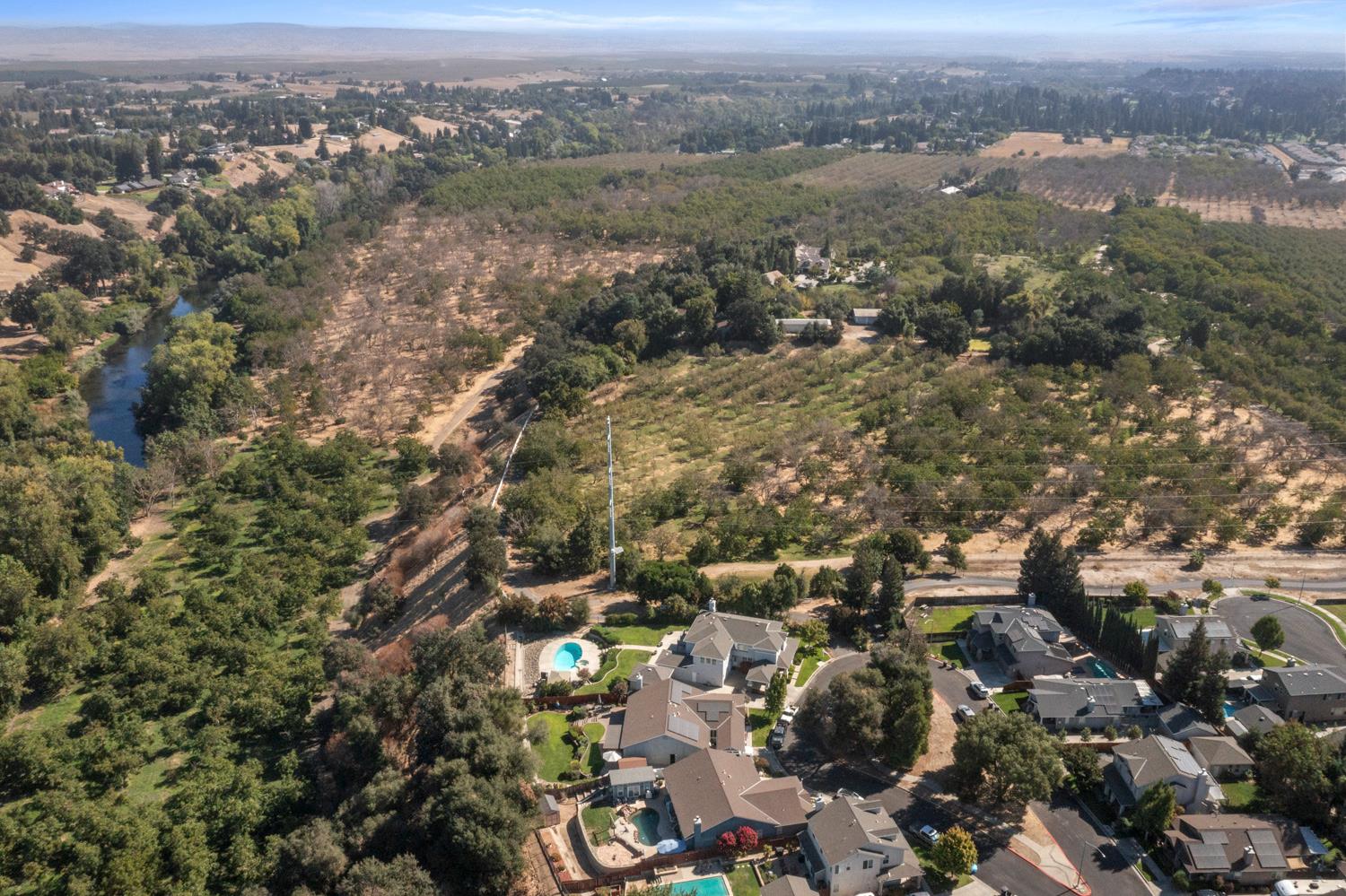 1584 Irvin Ct, Oakdale, CA 95361