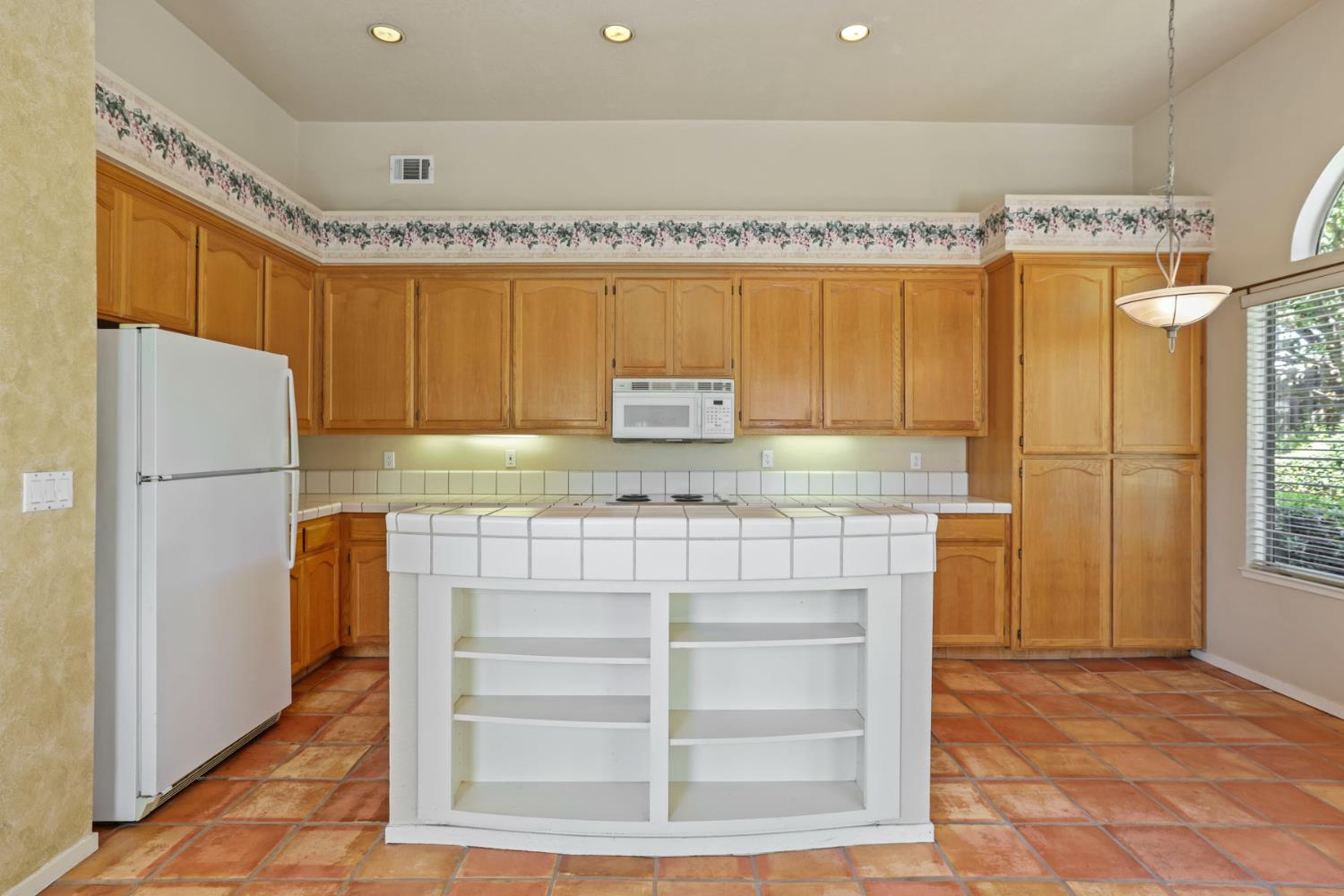 1198 Ruess Rd, Ripon, CA 95366