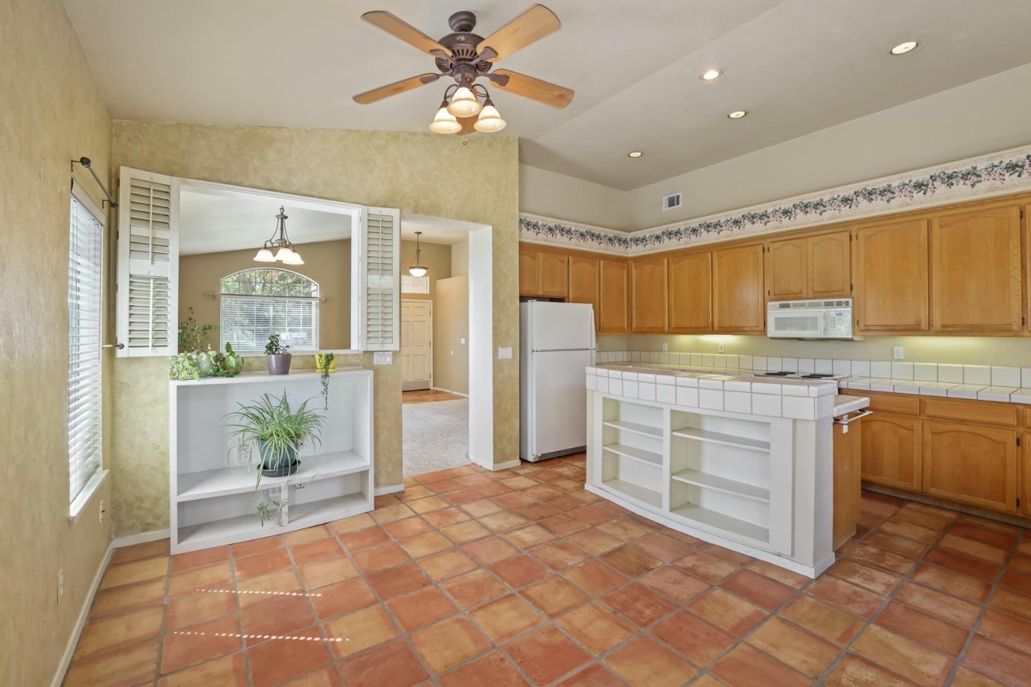 1198 Ruess Rd, Ripon, CA 95366
