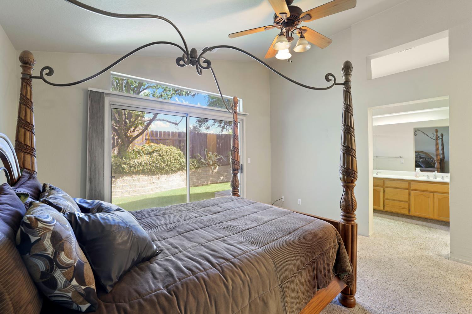 1198 Ruess Rd, Ripon, CA 95366