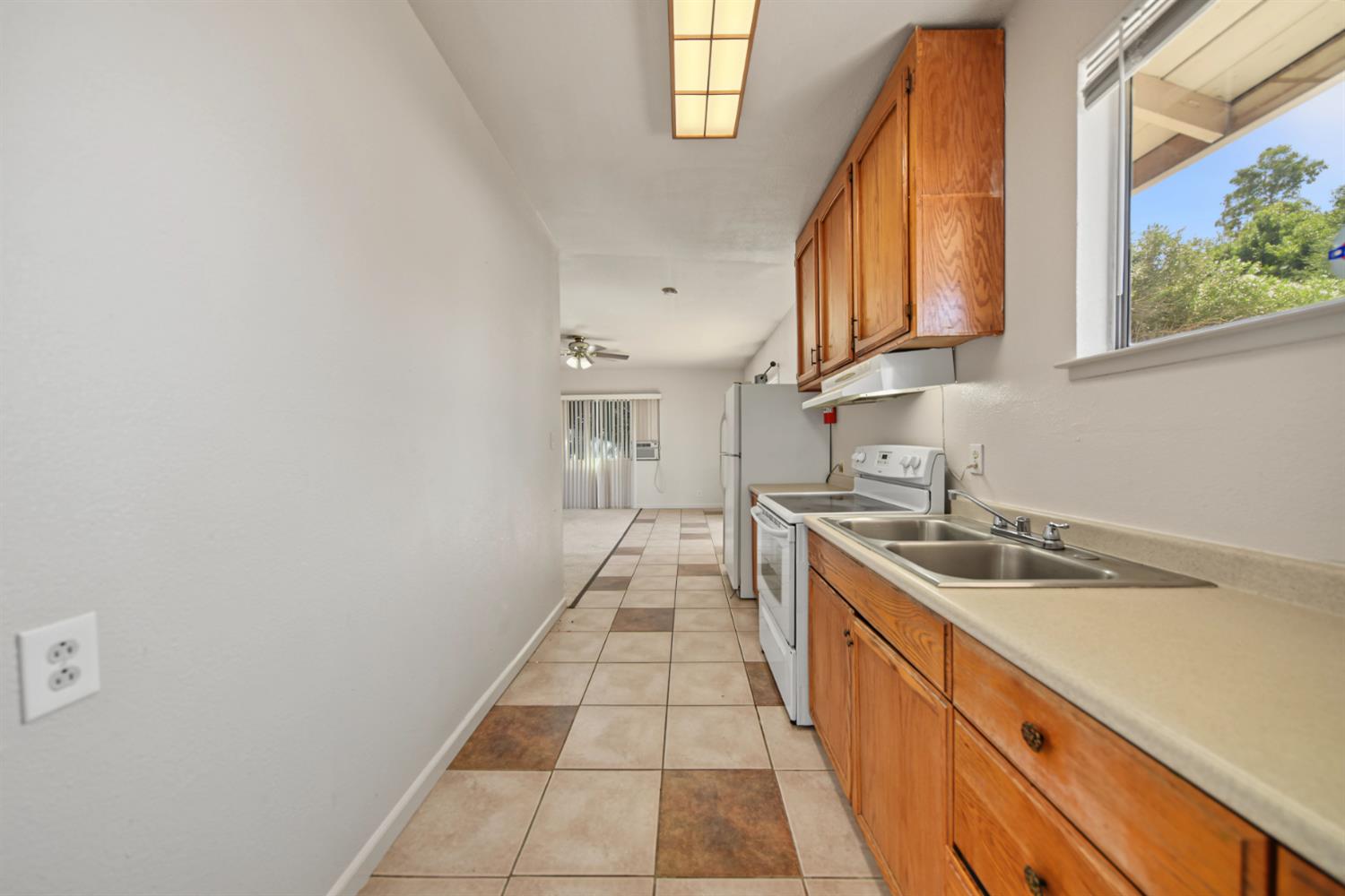 6176 Fleming Rd, Atwater, CA 95301