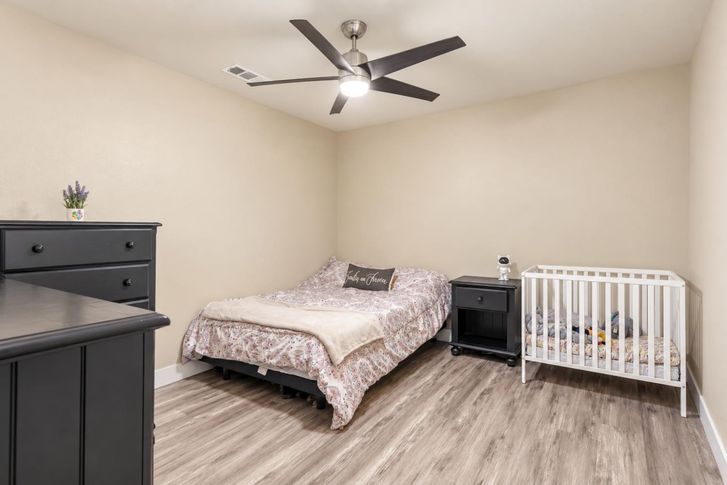 613 Summit Ct, Modesto, CA 95357