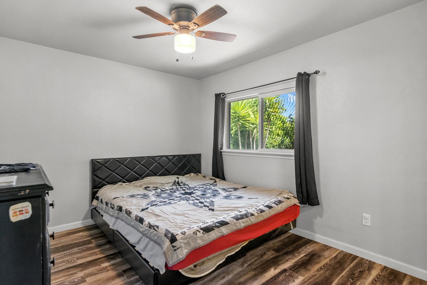 613 Summit Ct, Modesto, CA 95357