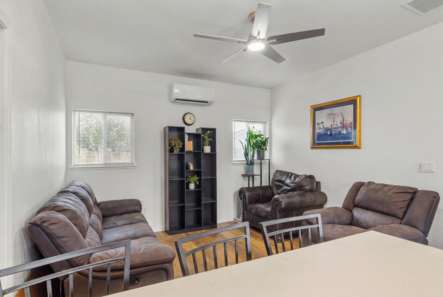 613 Summit Ct, Modesto, CA 95357