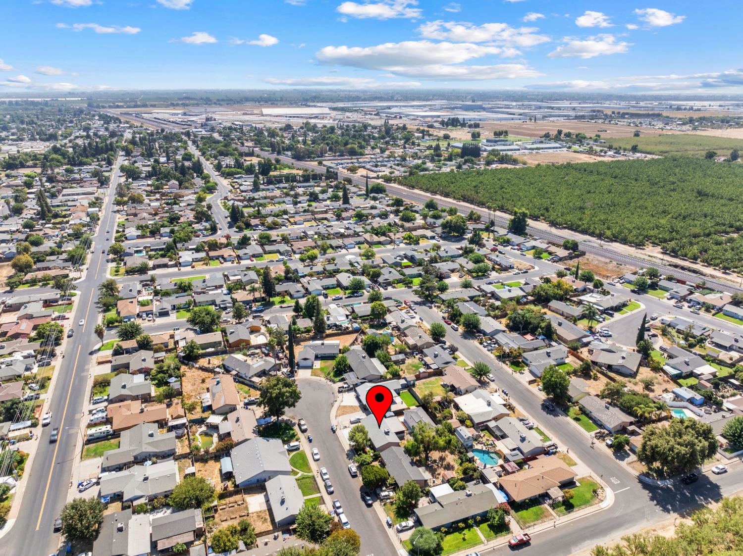 613 Summit Ct, Modesto, CA 95357