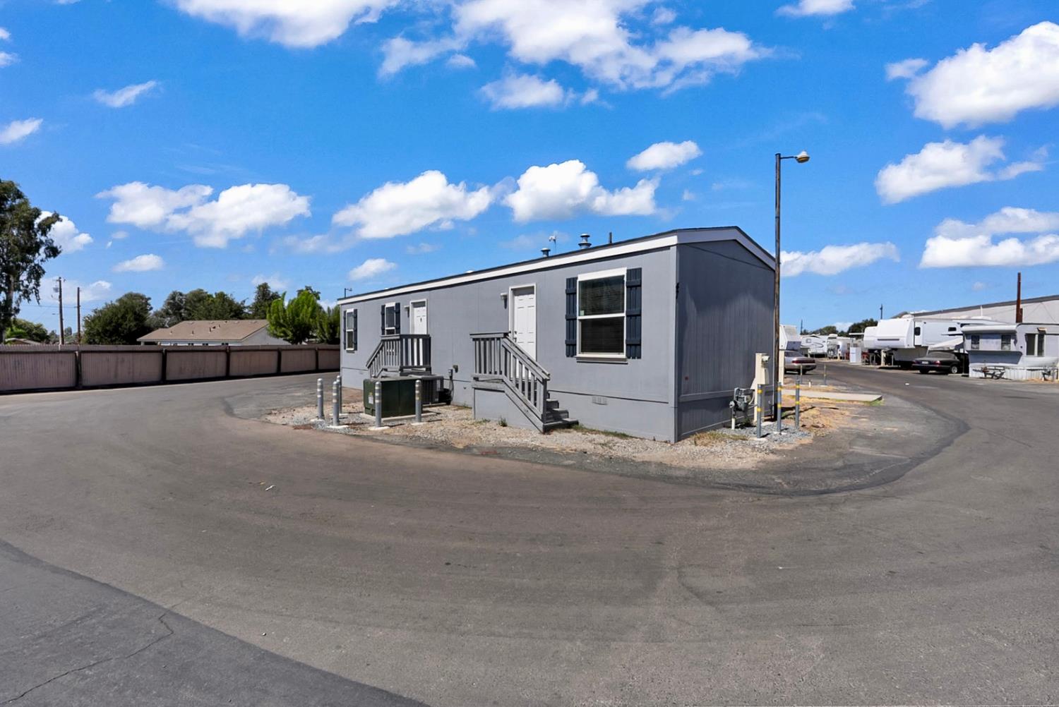 1719 W olive Ave #47, Fresno, CA 93728