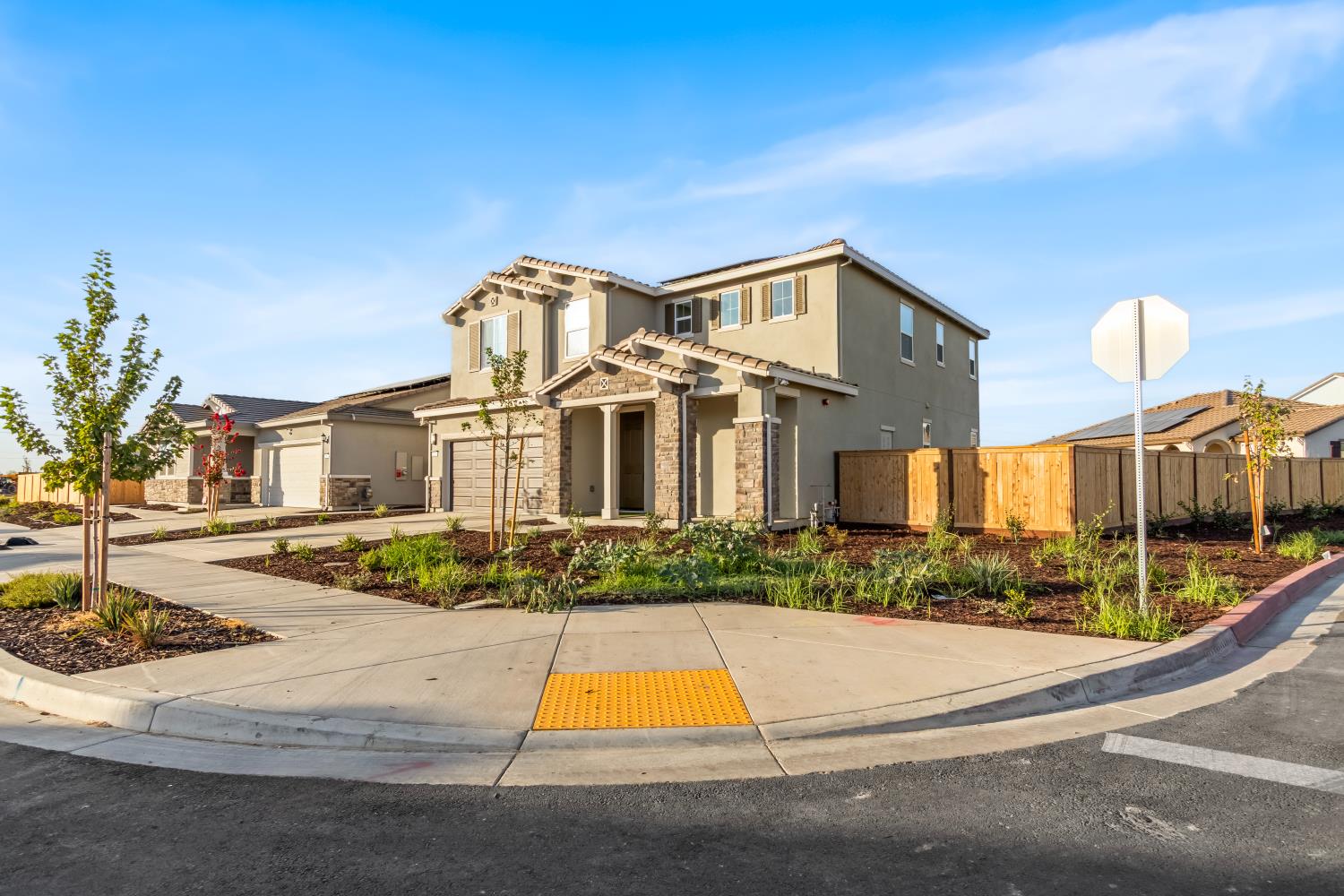 1550 Apiary Way, Hughson, CA 95326