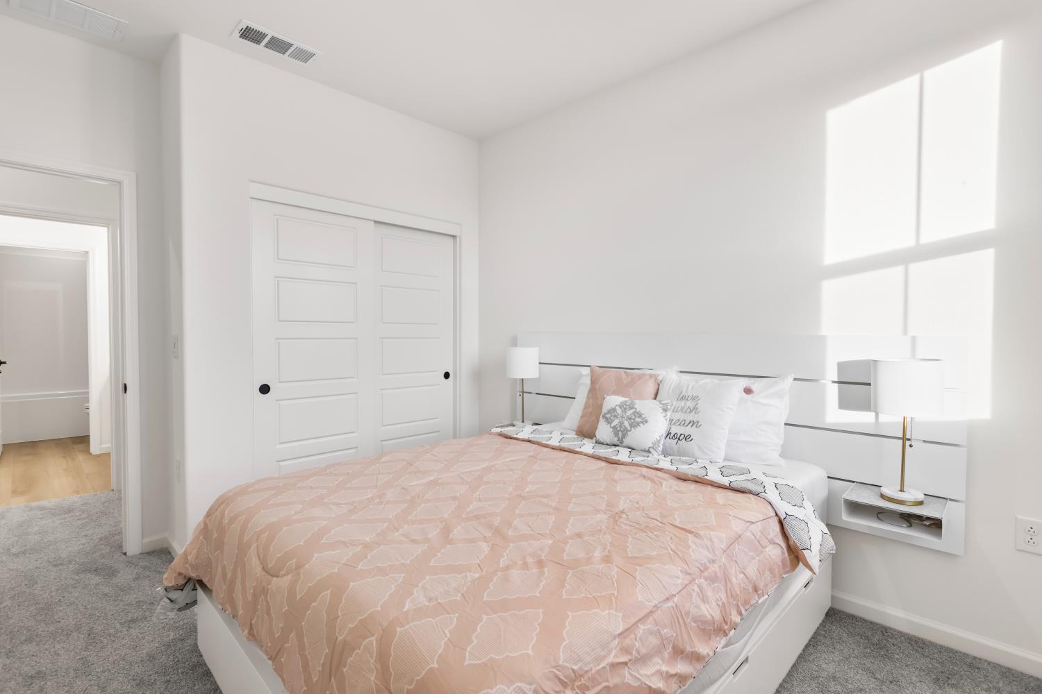 1550 Apiary Way, Hughson, CA 95326
