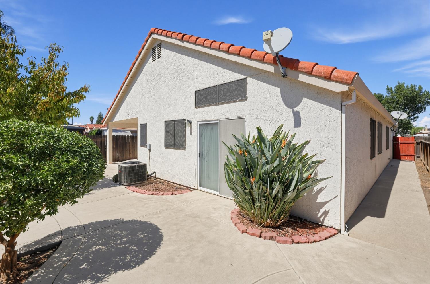 1732 Nighthawk Way, Modesto, CA 95358