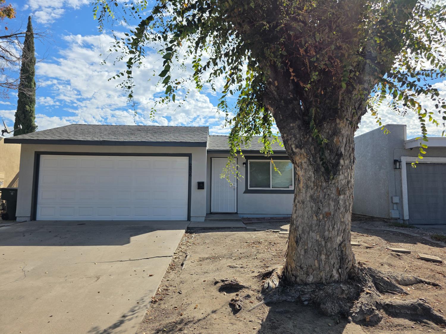 2836 Park Pl, Modesto, CA 95350