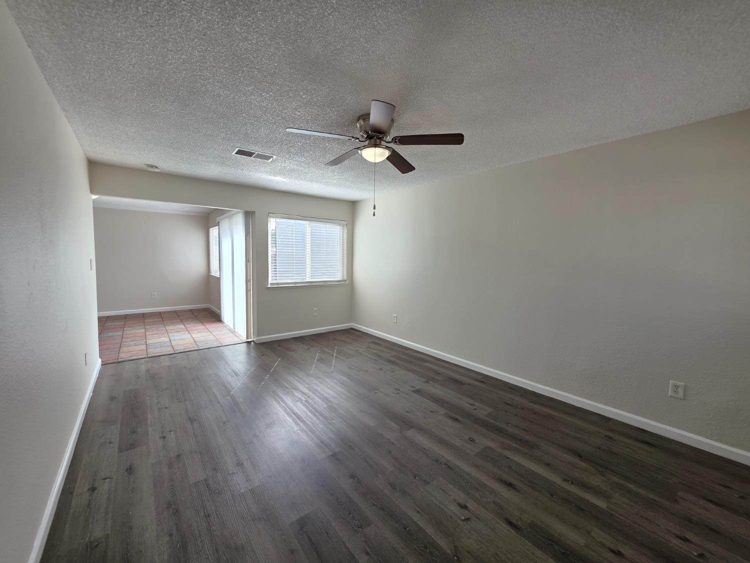 2836 Park Pl, Modesto, CA 95350