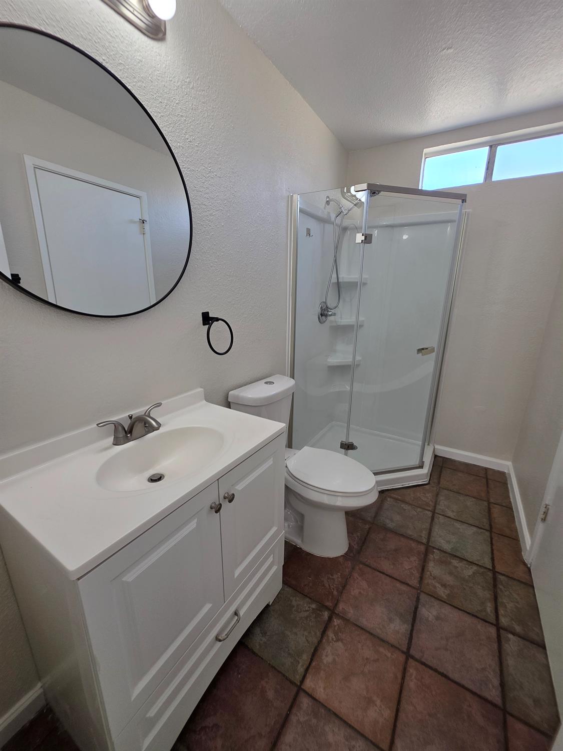 2836 Park Pl, Modesto, CA 95350
