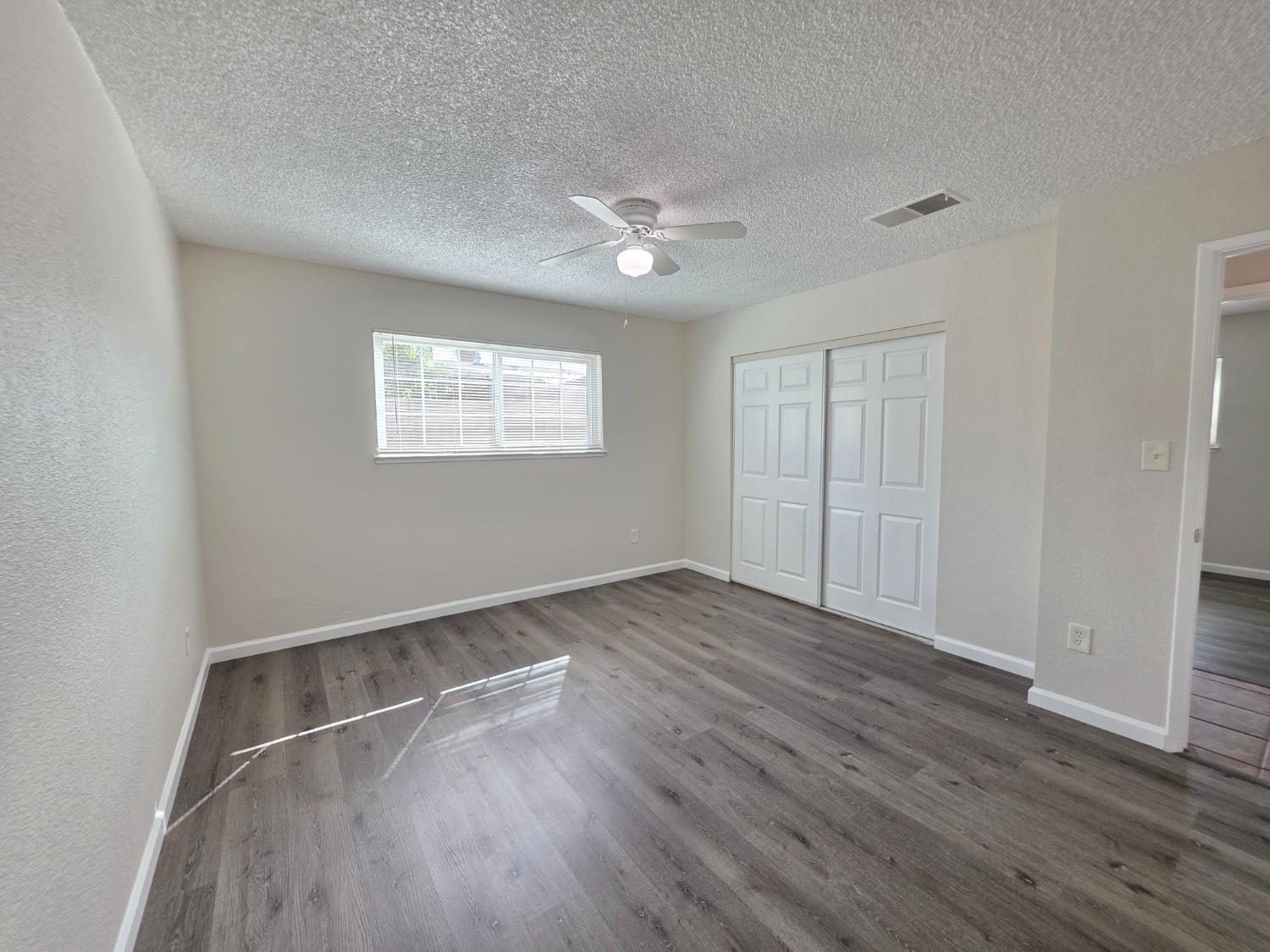 2836 Park Pl, Modesto, CA 95350