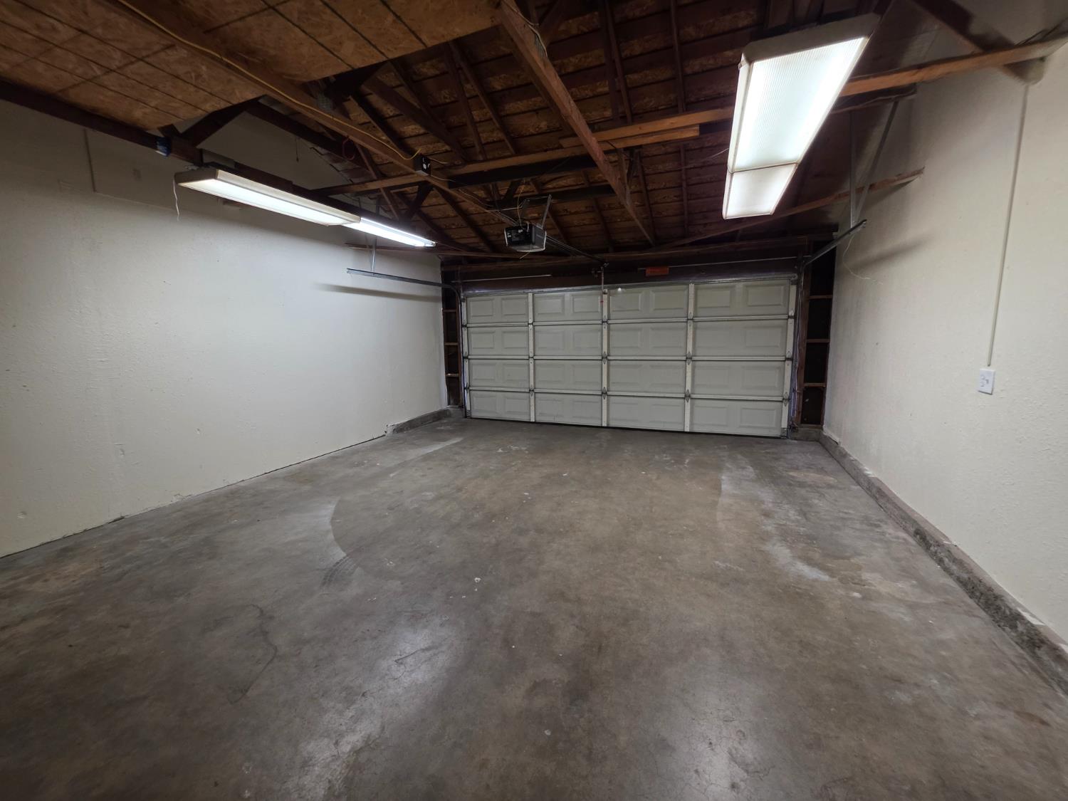 2836 Park Pl, Modesto, CA 95350