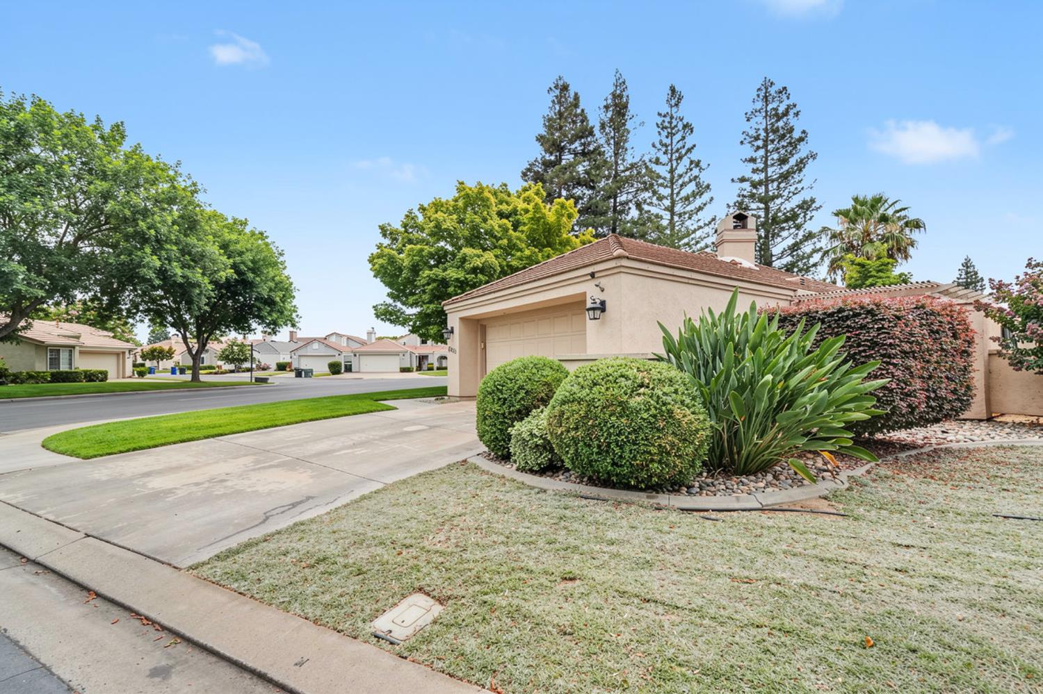 4221 Copper Creek Dr, Modesto, CA 95355