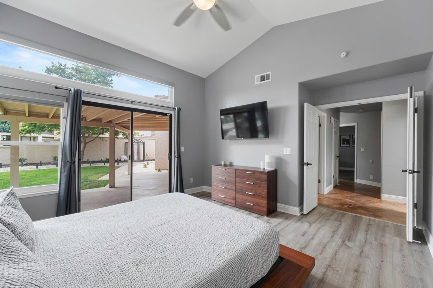 4221 Copper Creek Dr, Modesto, CA 95355