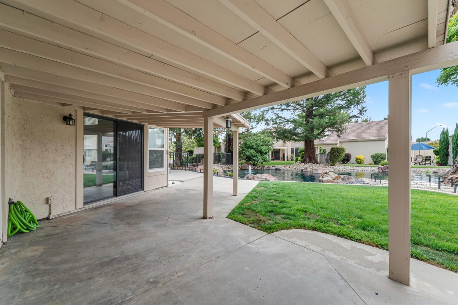 4221 Copper Creek Dr, Modesto, CA 95355