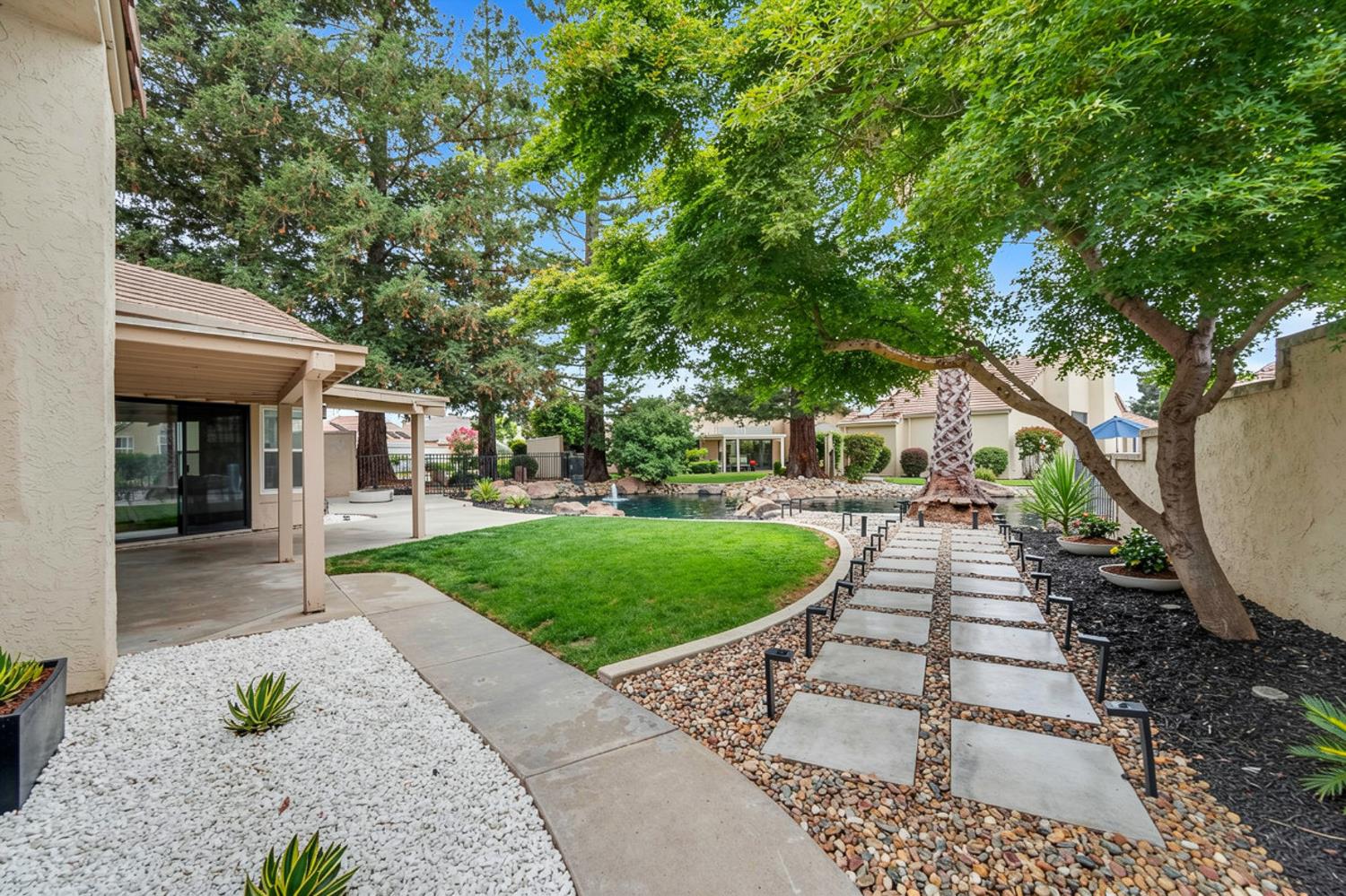 4221 Copper Creek Dr, Modesto, CA 95355