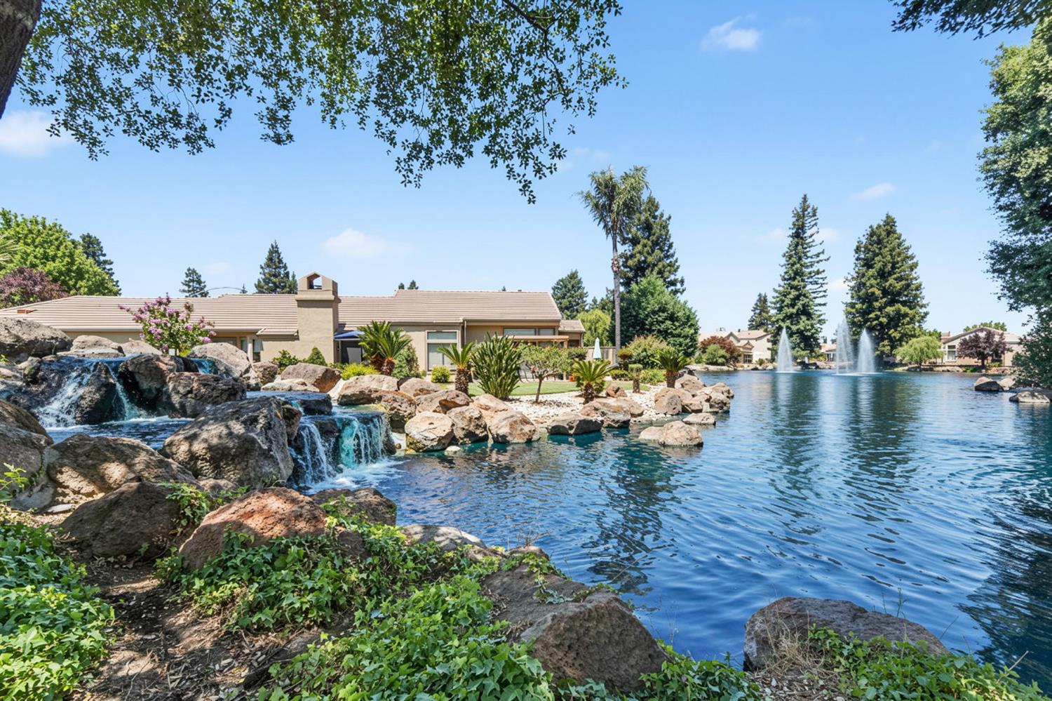 4221 Copper Creek Dr, Modesto, CA 95355