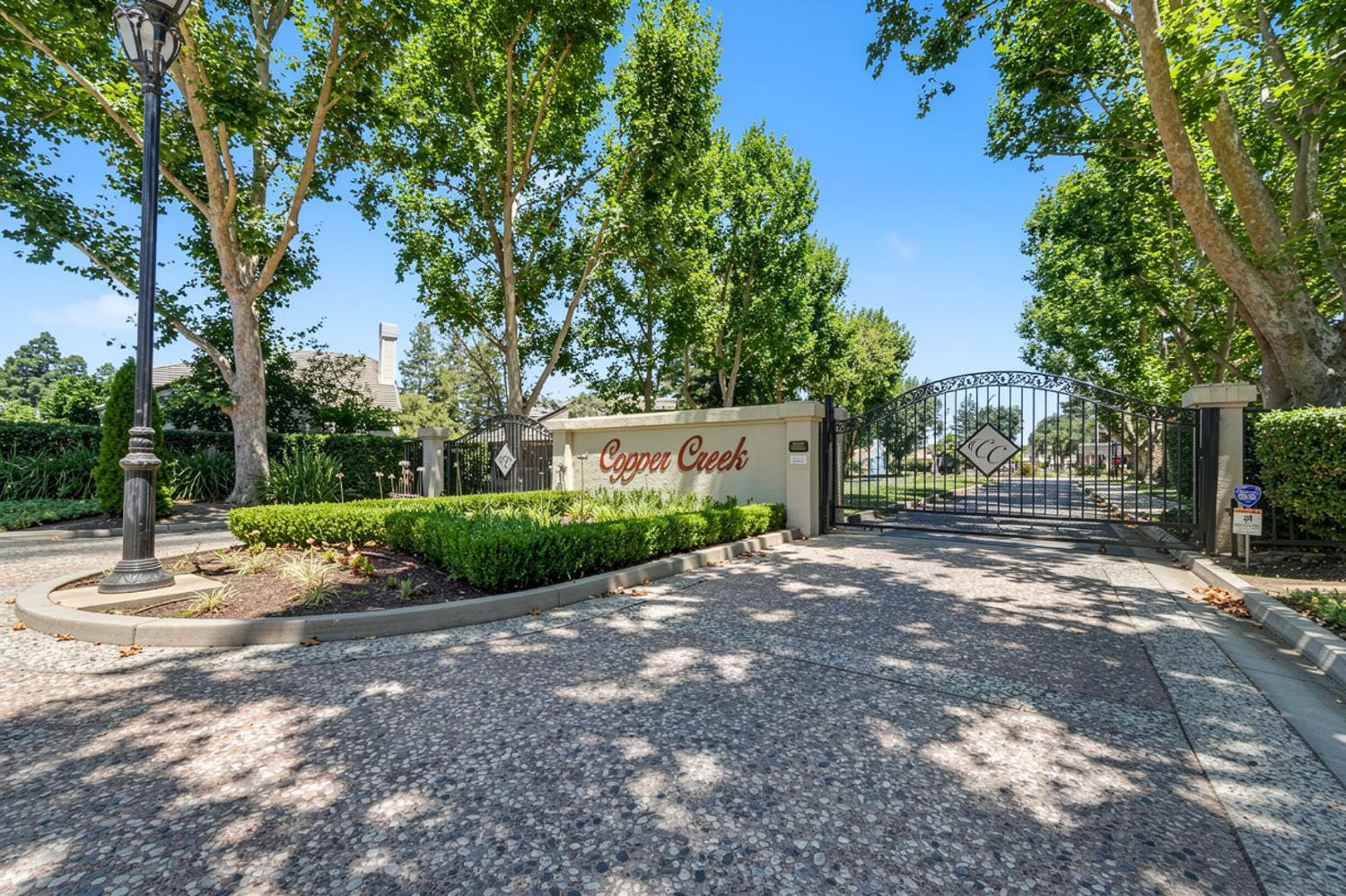4221 Copper Creek Dr, Modesto, CA 95355