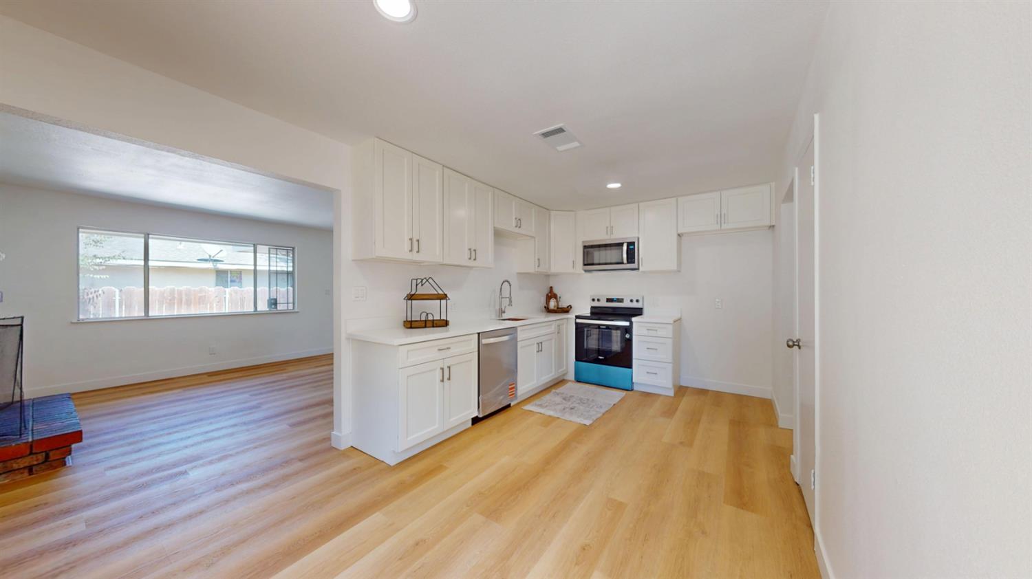 2501 2503 Bahia Way, Modesto, CA 95355