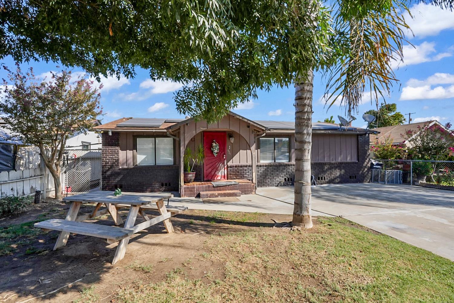 921 Atlantic Dr, Modesto, CA 95358