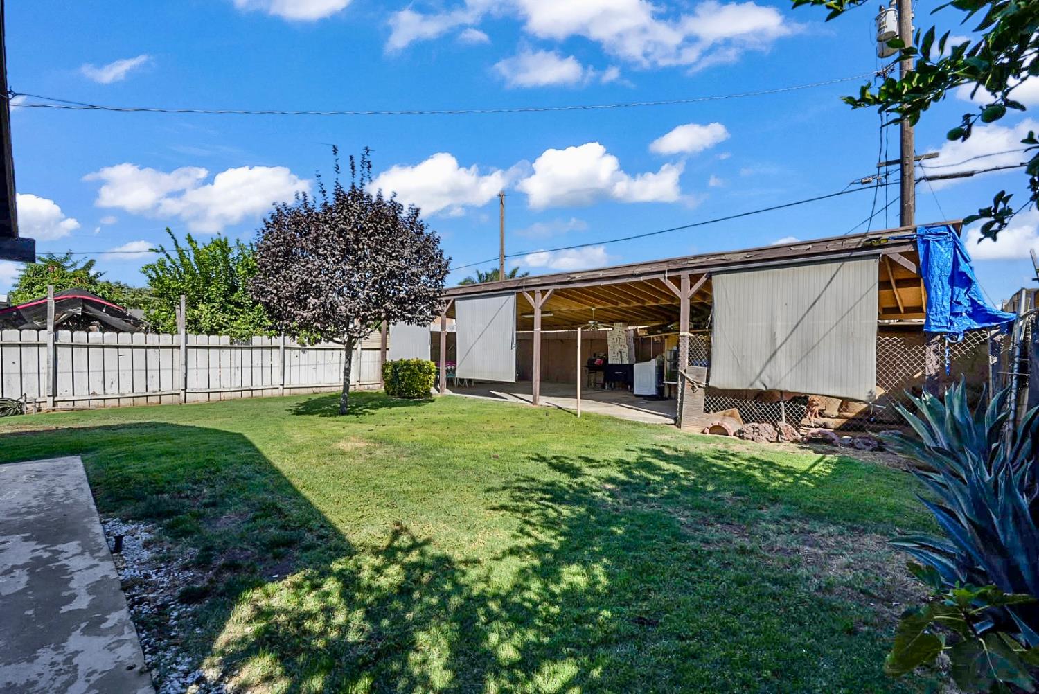 921 Atlantic Dr, Modesto, CA 95358