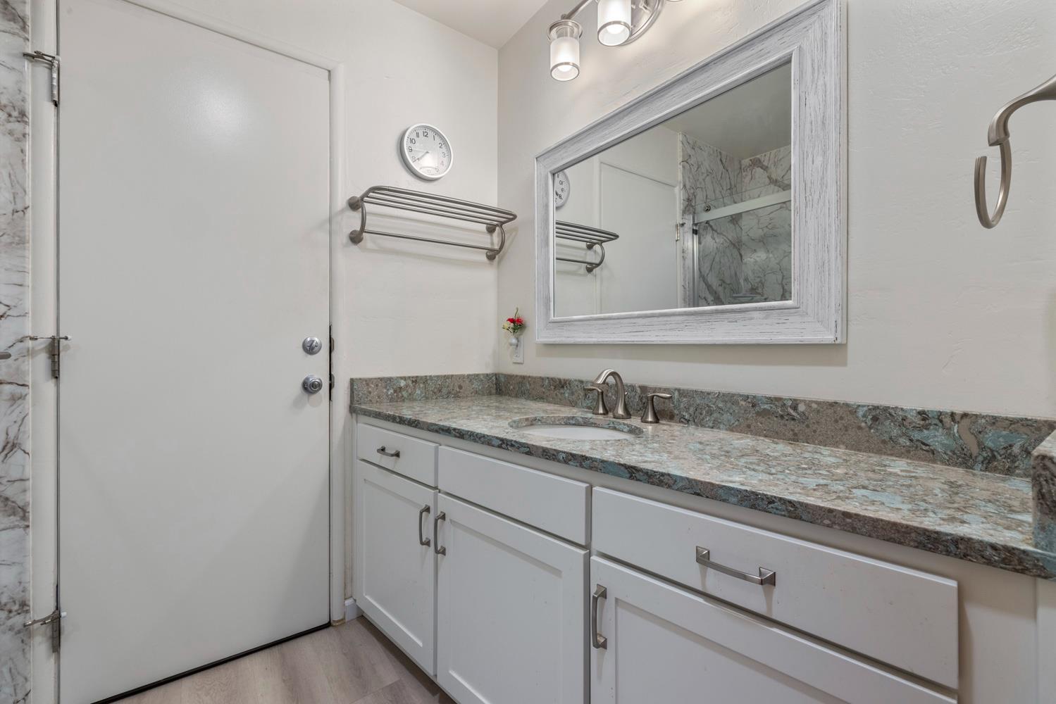 1106 Columbia Way, Modesto, CA 95350