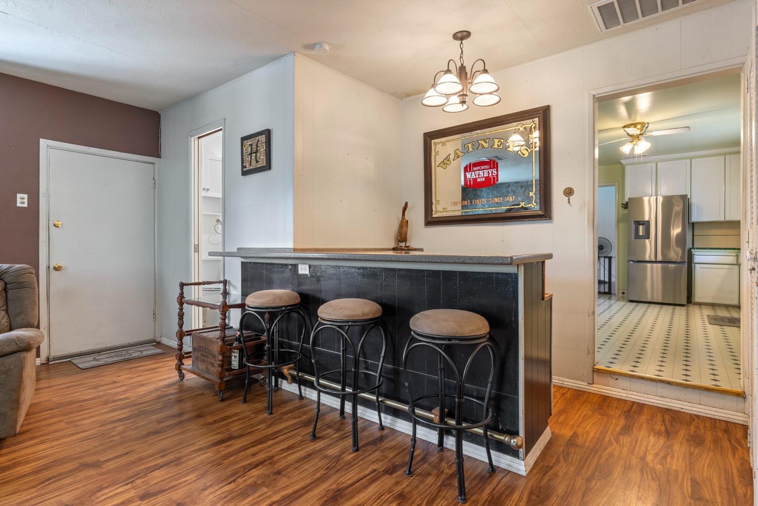 1106 Columbia Way, Modesto, CA 95350