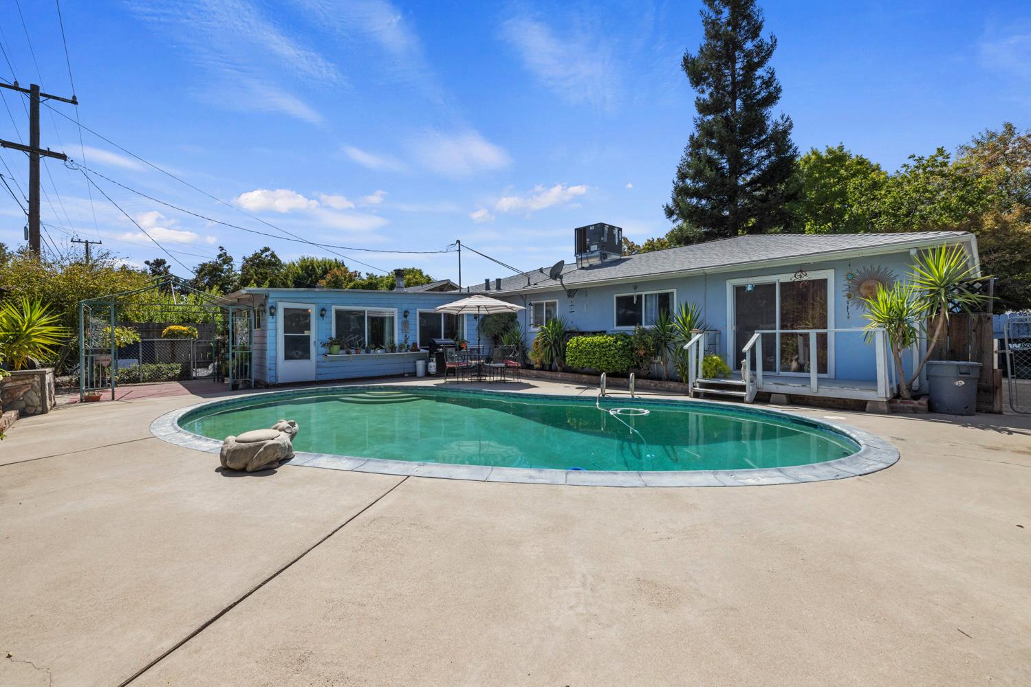 1106 Columbia Way, Modesto, CA 95350