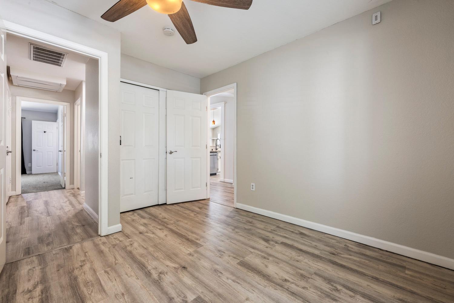 379 Shalako Dr, Oakdale, CA 95361