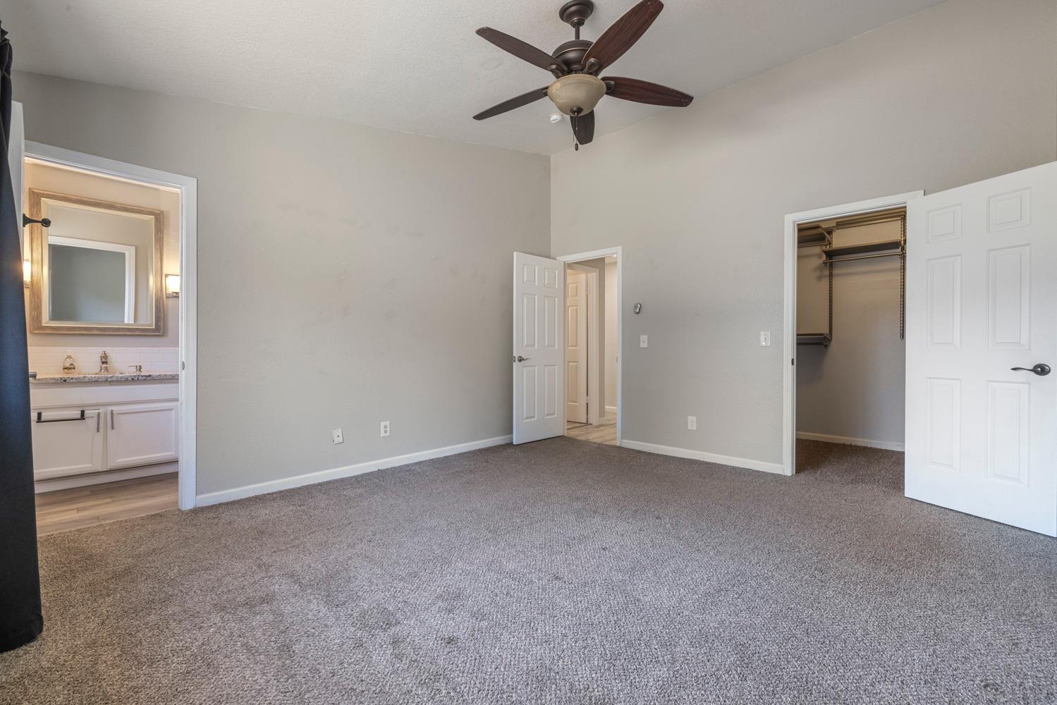 379 Shalako Dr, Oakdale, CA 95361