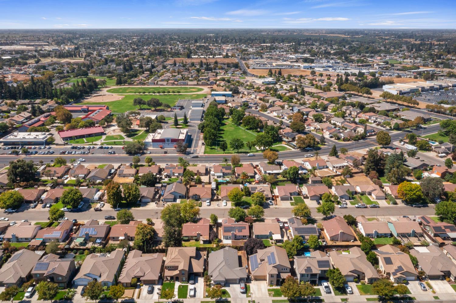 379 Shalako Dr, Oakdale, CA 95361