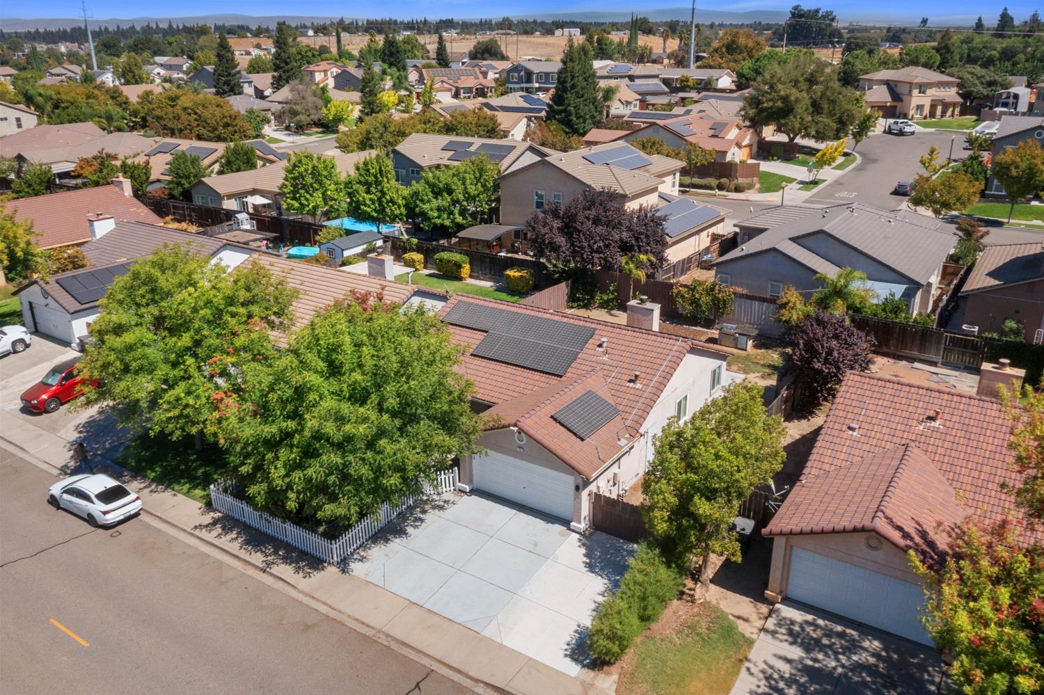 379 Shalako Dr, Oakdale, CA 95361
