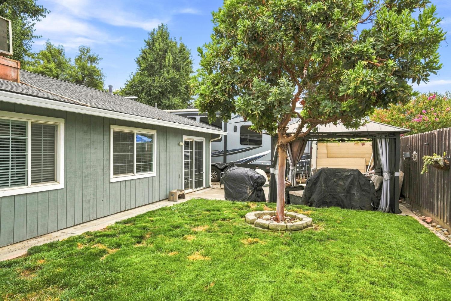 1109 Peek Ave, Modesto, CA 95358