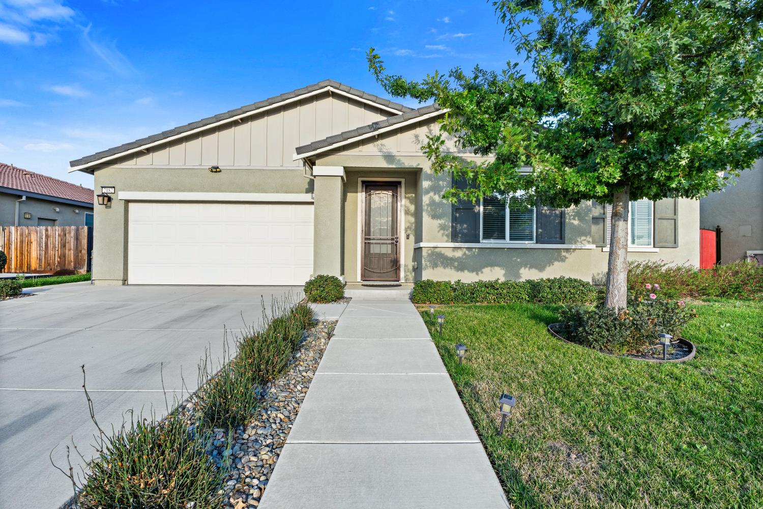 2182 River Willow Ave, Manteca, CA 95337