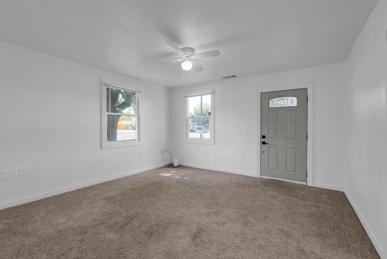 1501 Pearl St, Modesto, CA 95350