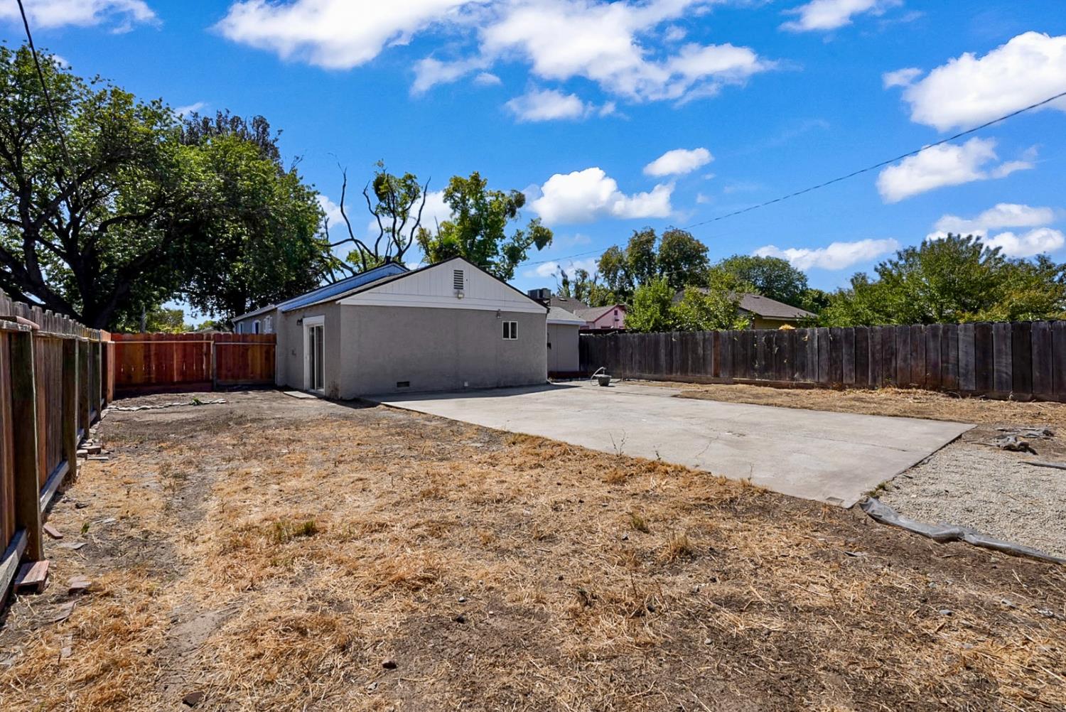 1501 Pearl St, Modesto, CA 95350