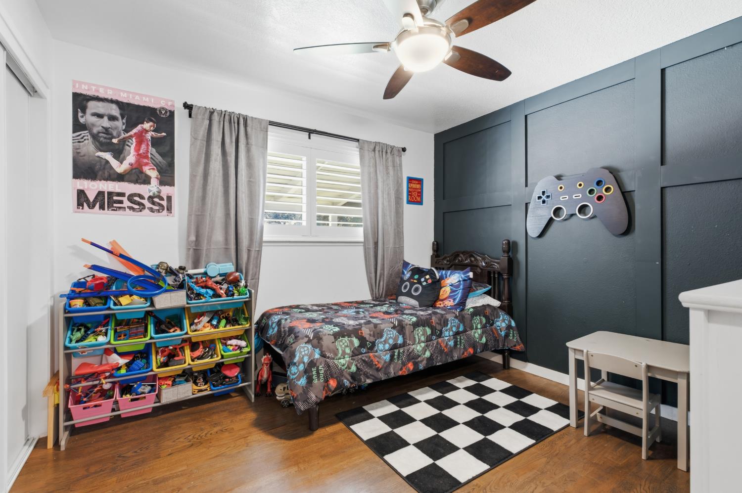 320 S Western Ave, Waterford, CA 95386