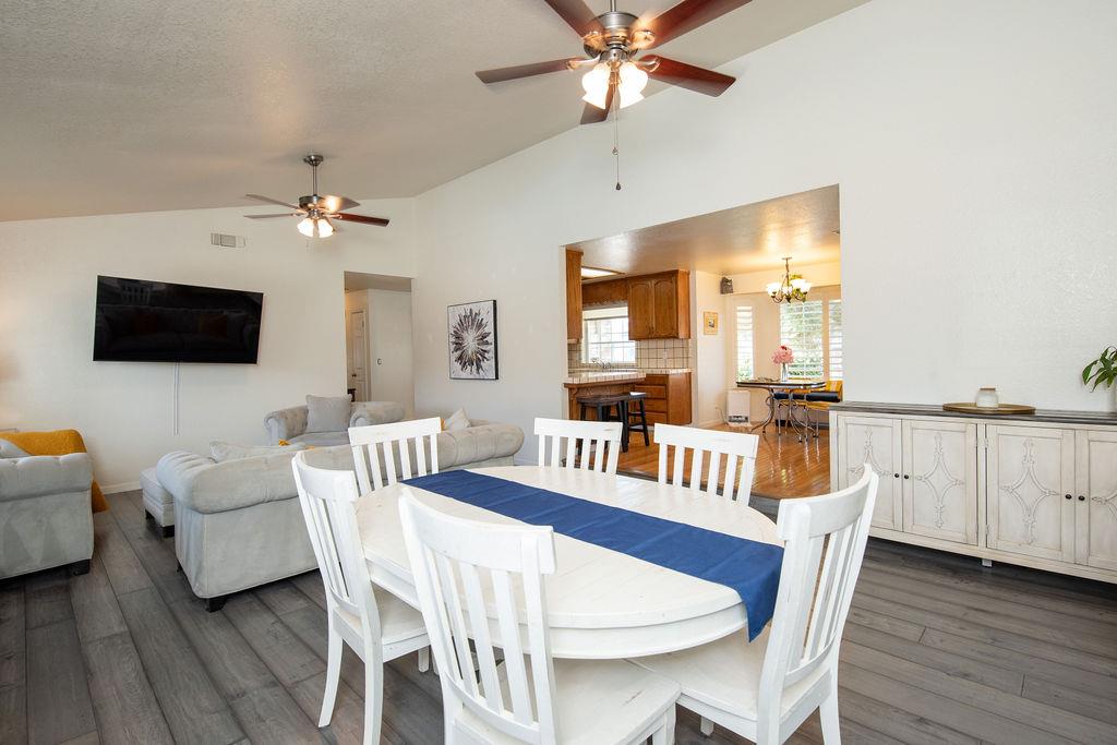 512 Thompson Way, Escalon, CA 95320