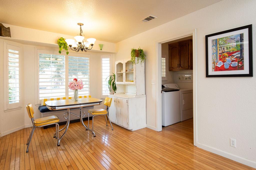 512 Thompson Way, Escalon, CA 95320