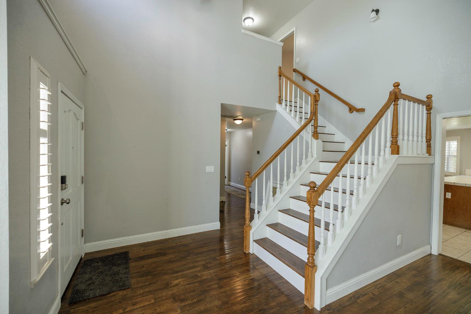 1045 Cedar Ridge Dr, Turlock, CA 95382