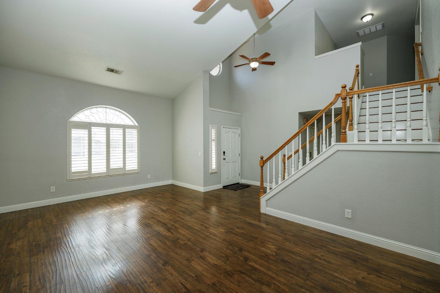 1045 Cedar Ridge Dr, Turlock, CA 95382