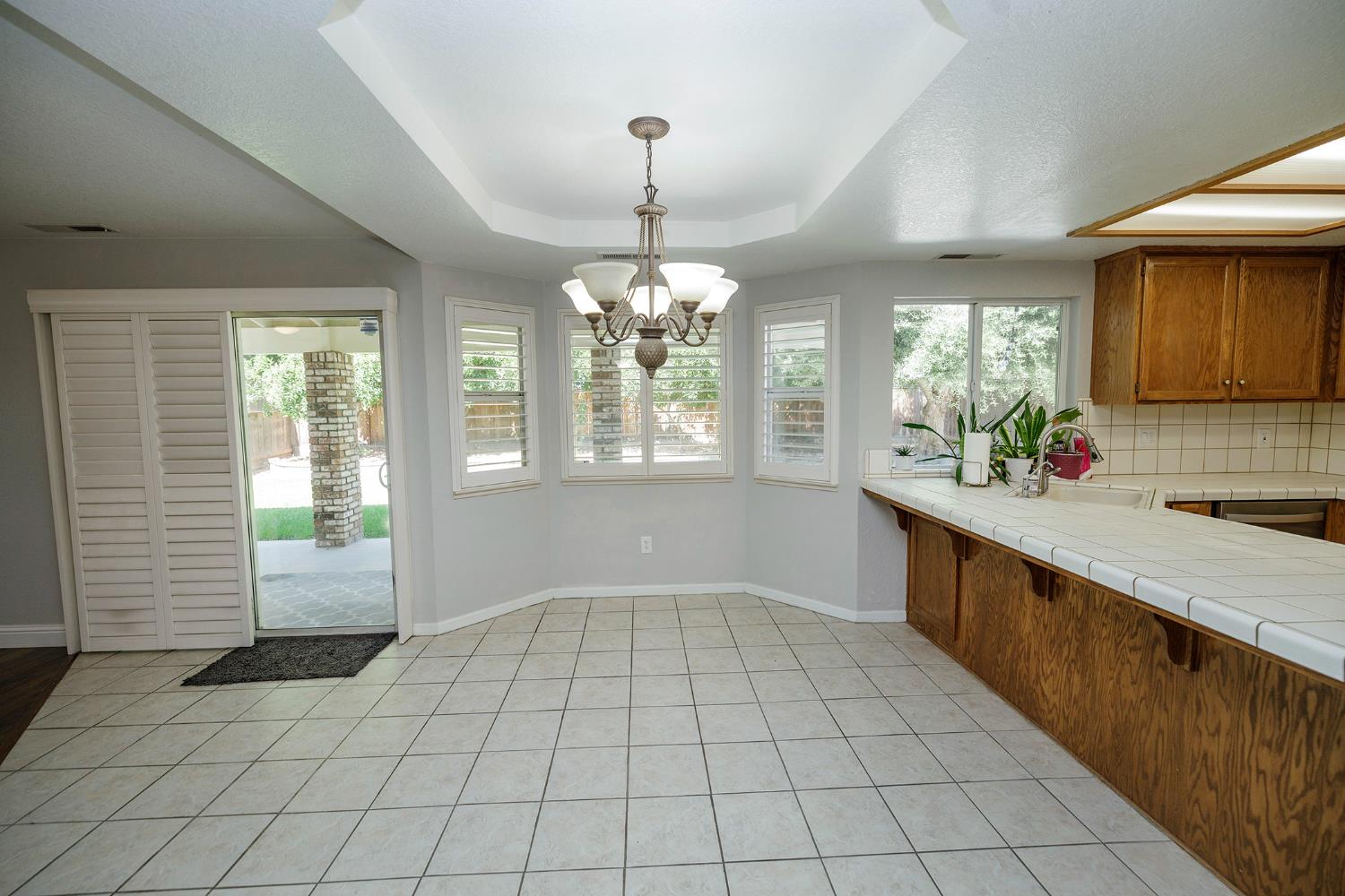 1045 Cedar Ridge Dr, Turlock, CA 95382