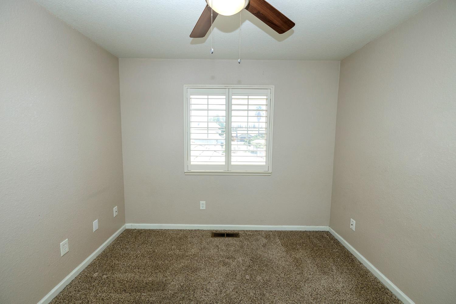 1045 Cedar Ridge Dr, Turlock, CA 95382