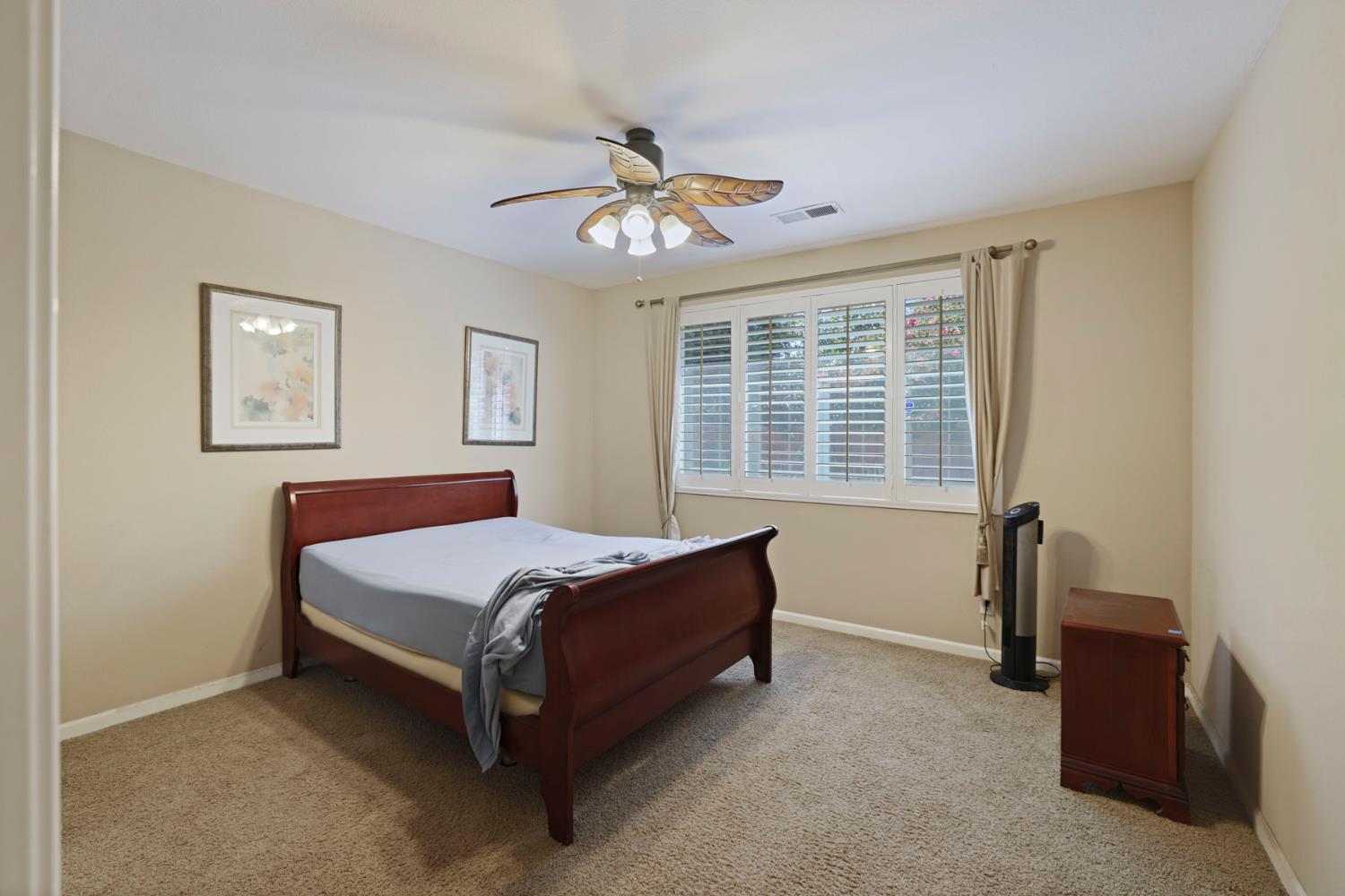 1246 Camilla Ct, Manteca, CA 95337