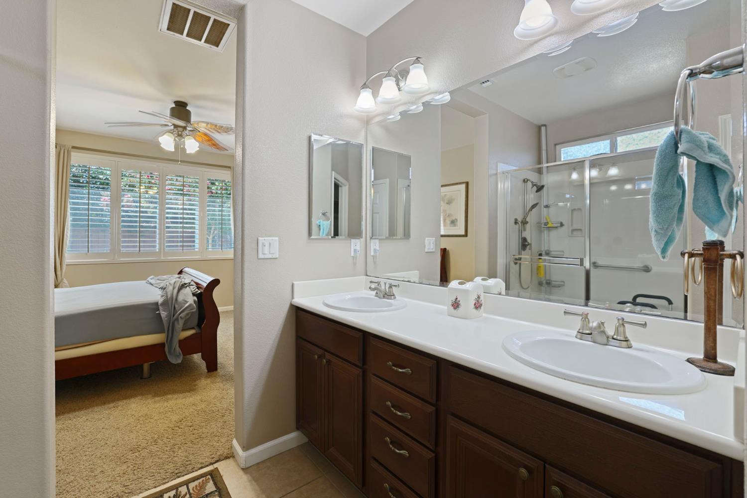 1246 Camilla Ct, Manteca, CA 95337