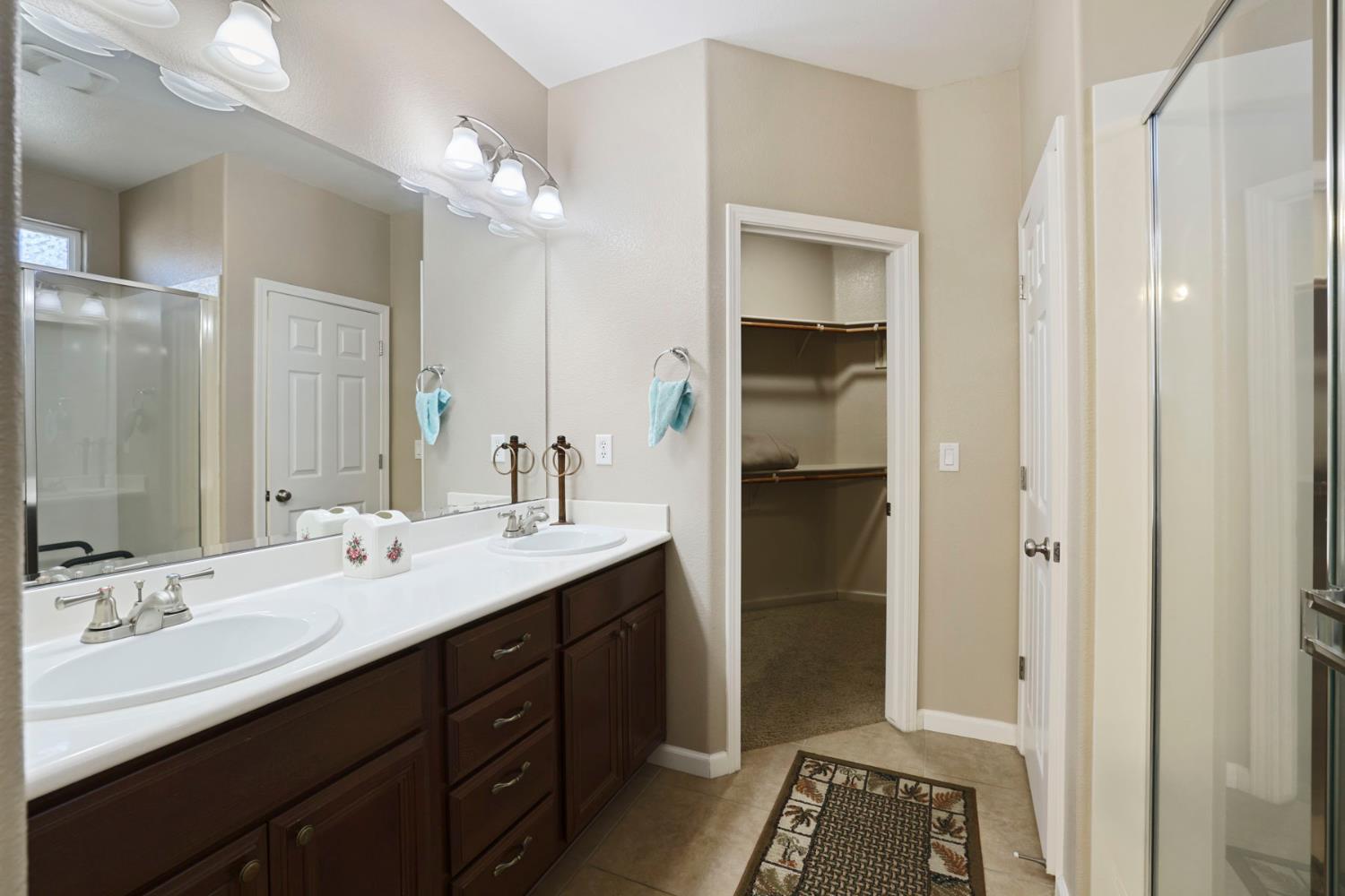 1246 Camilla Ct, Manteca, CA 95337