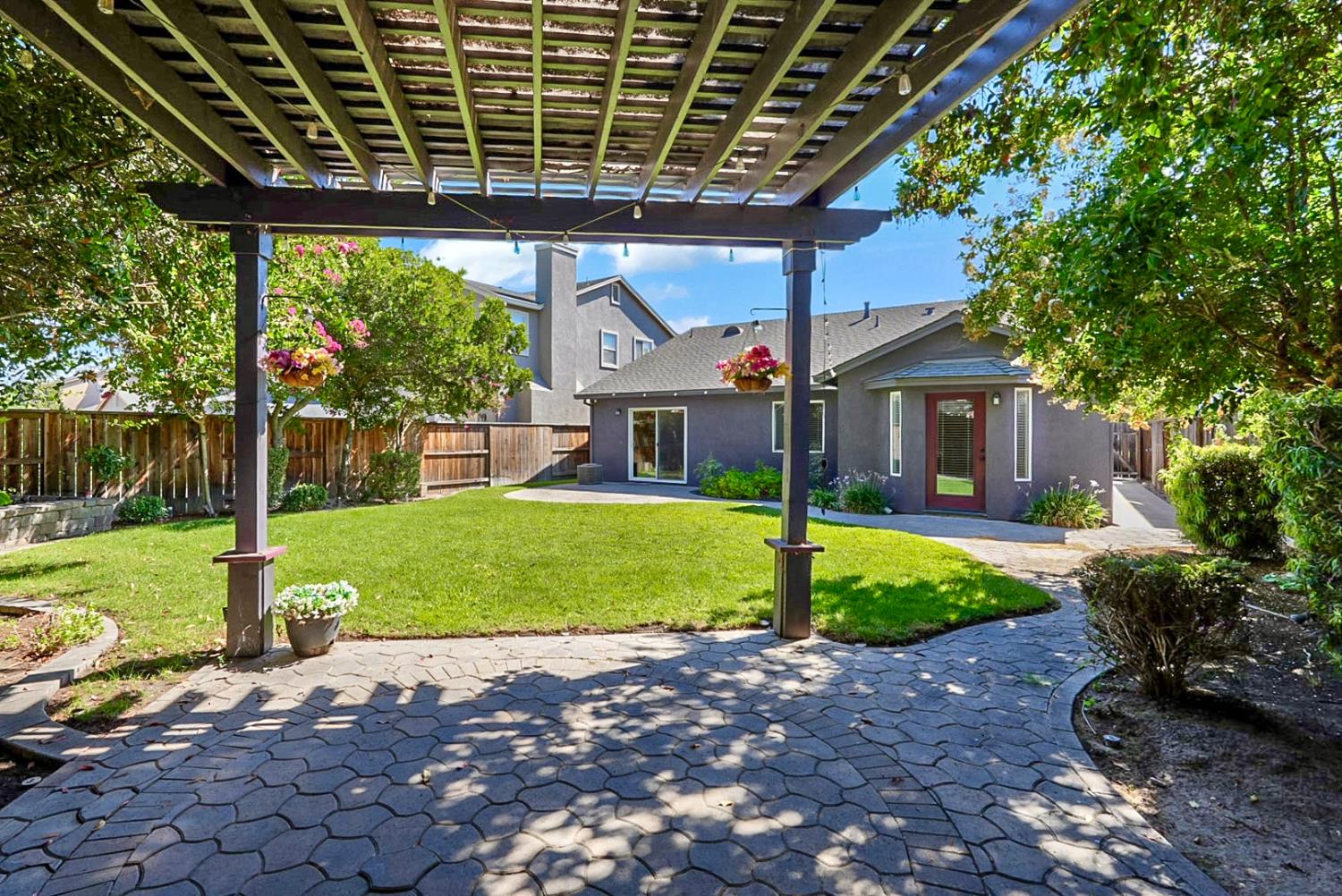 2485 Paseo Del Sol, Turlock, CA 95382